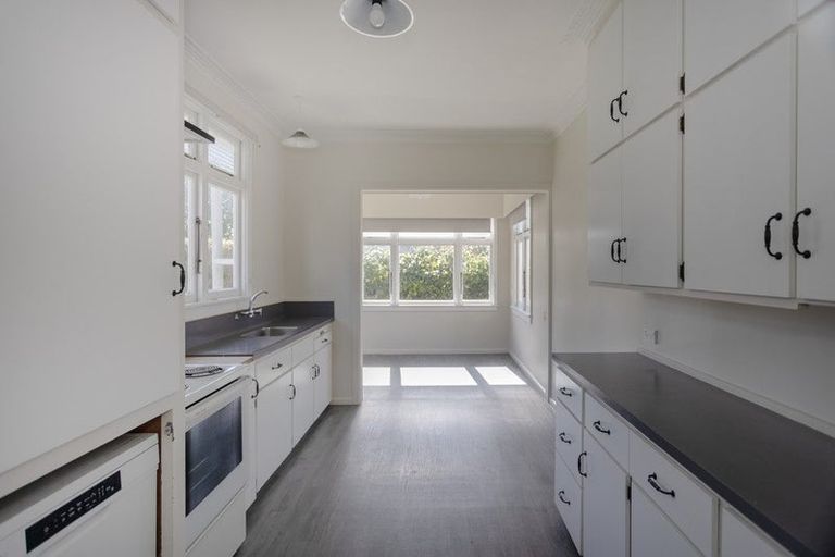 Photo of property in 56 Greta Street, South Hill, Oamaru, 9400