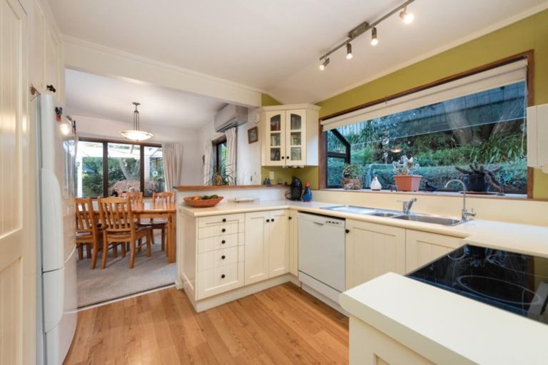 Photo of property in 17 Pokapu Place, Bethlehem, Tauranga, 3110