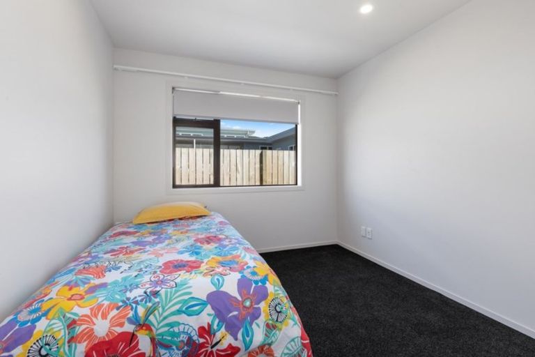 Photo of property in 18b Kairimu Street, Stokes Valley, Lower Hutt, 5019