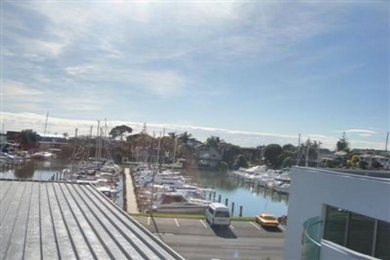 Photo of property in 3/12 Inga Road, Milford, Auckland, 0620