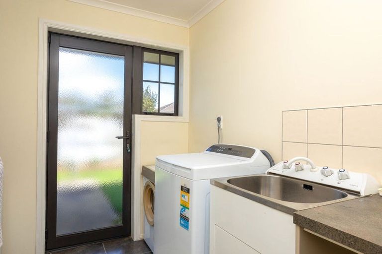 Photo of property in 21 Ruahine Street, Dannevirke, 4930