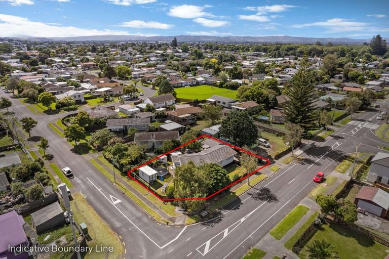 Photo of property in 1 Ronald Place, Manurewa, Auckland, 2102