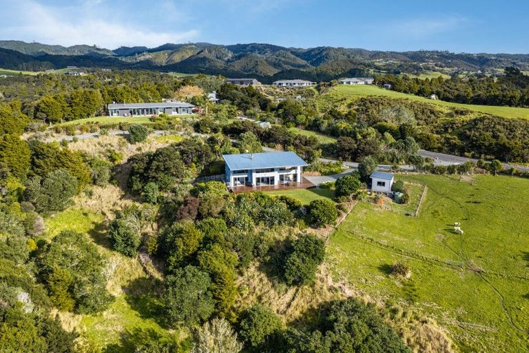 Photo of property in 89 Cullen Road, Waipu, 0582