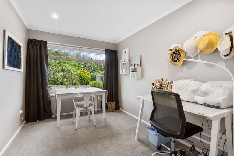 Photo of property in 139 Richmond Road, Brixton, New Plymouth, 4373