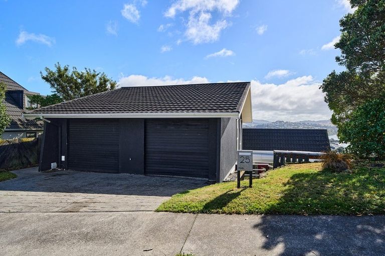 Photo of property in 25 Eskdale Road, Papakowhai, Porirua, 5024