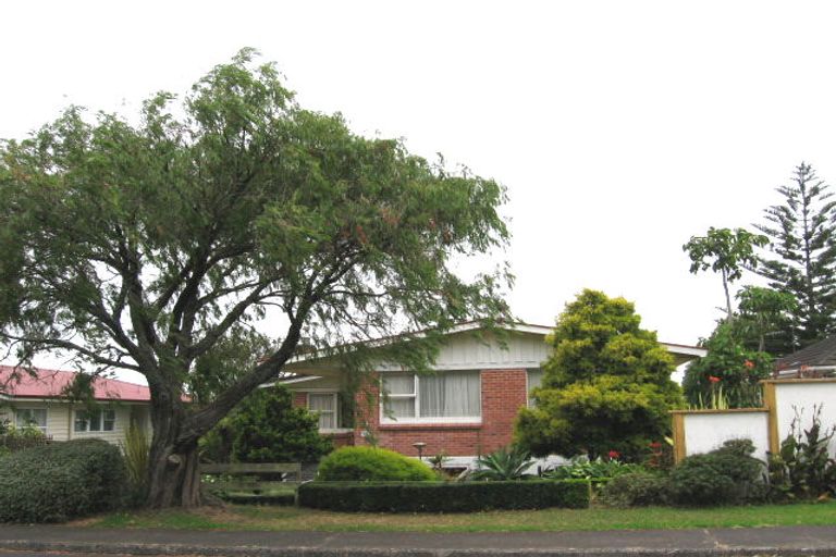 Photo of property in 34 Holland Road, Hillcrest, Auckland, 0627