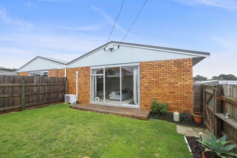 Photo of property in 10a Chilman Street, Strandon, New Plymouth, 4312