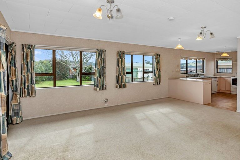 Photo of property in 1 Elm Place, Tikipunga, Whangarei, 0112