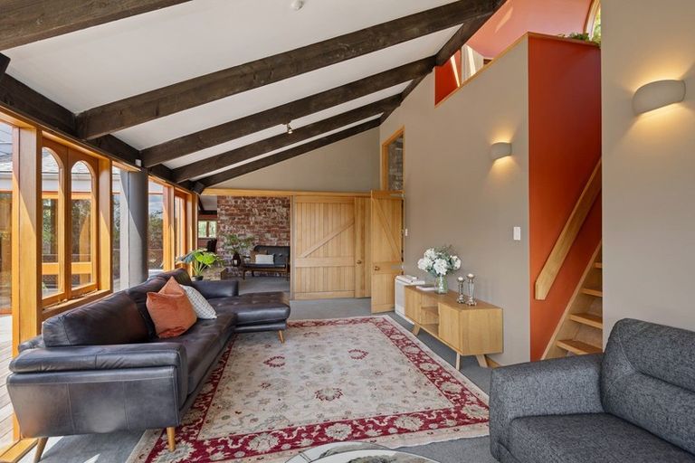 Photo of property in 2 Rhodesvale Terrace, Cashmere, Christchurch, 8022