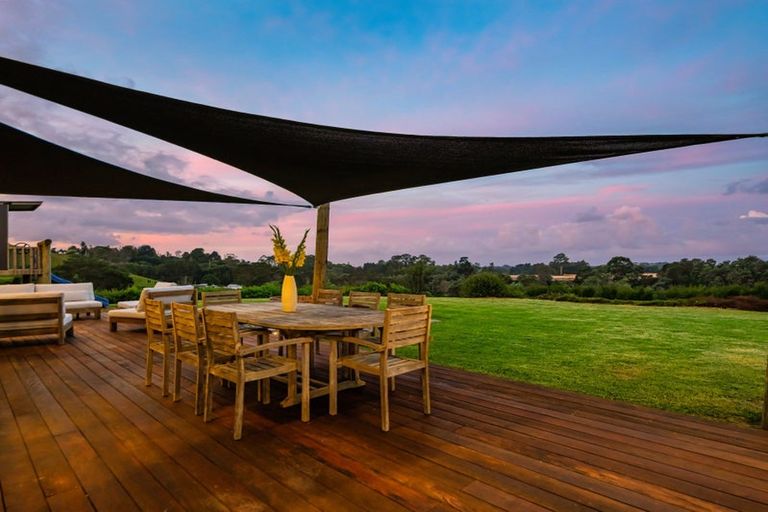 Photo of property in 33 Hakao Road, Minden, Tauranga, 3171