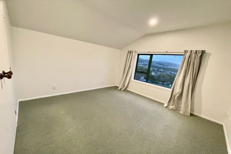 Photo of property in 6 Trilids Lane, Churton Park, Wellington, 6037