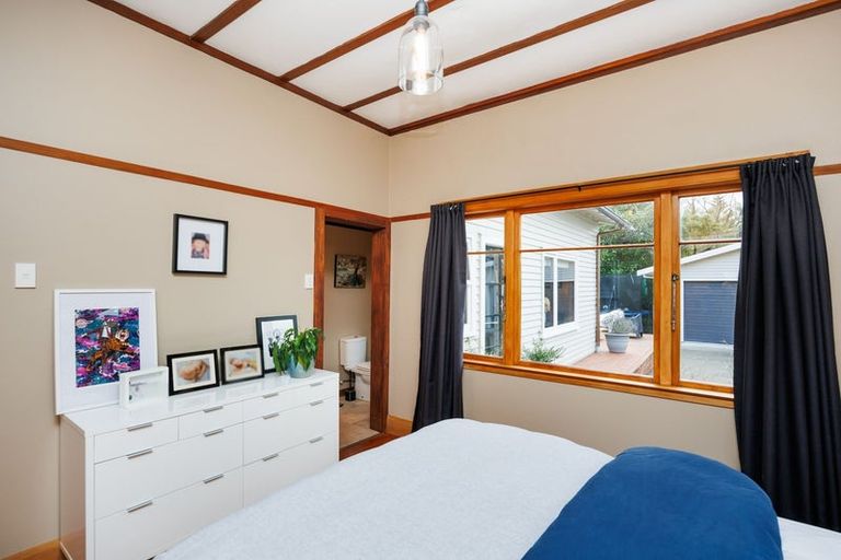 Photo of property in 14 Rangitane Street, Palmerston North, 4414