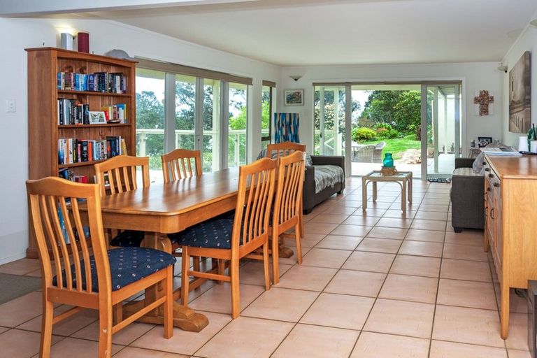 Photo of property in 104 Thames Coast Sh25 Road, Whakatete Bay, Thames, 3575