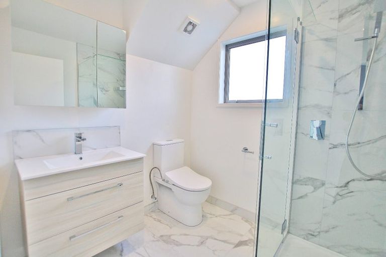 Photo of property in 6/42 Kaikoura Street, Henderson, Auckland, 0612