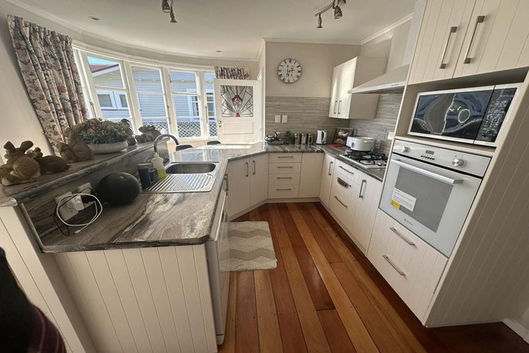 Photo of property in 1/55 Pohutukawa Street, Woburn, Lower Hutt, 5010