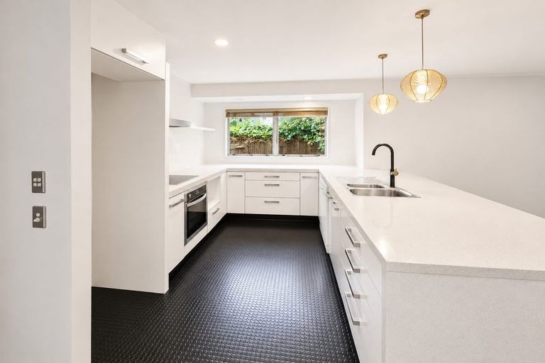Photo of property in 6a Sheath Street, Tauranga, 3110