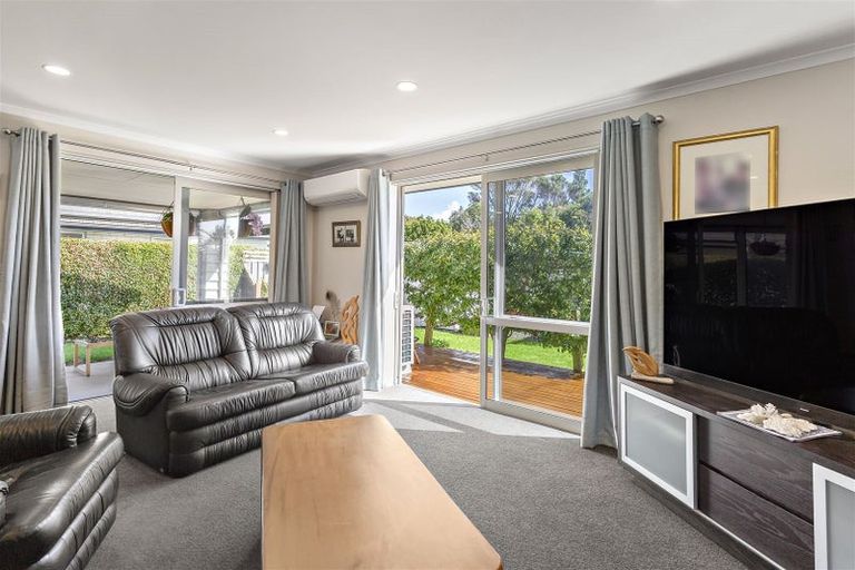 Photo of property in 9 Market Garden Way, Waipu, 0510