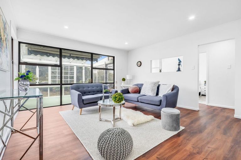 Photo of property in 63 Smiths Avenue, Papakura, 2110
