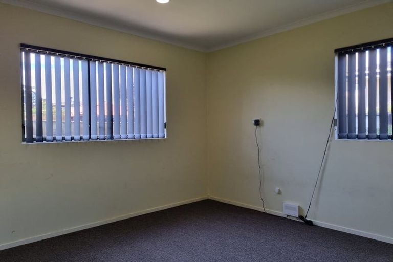 Photo of property in 83 Oranga Street, Westown, New Plymouth, 4310