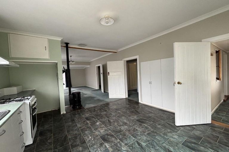 Photo of property in 36 Stewart Street, Aramoho, Whanganui, 4500