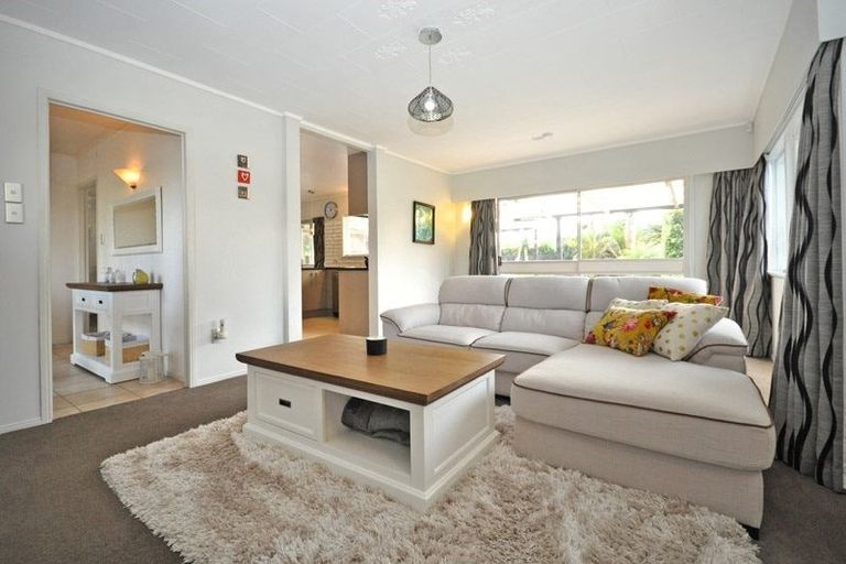 Photo of property in 13 Barnhill Crescent, Pahurehure, Papakura, 2113