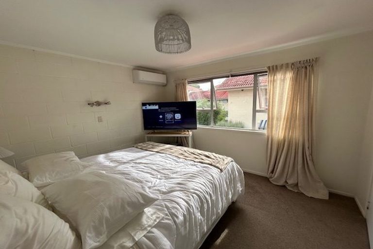Photo of property in 3/23 Inverness Road, Browns Bay, Auckland, 0630