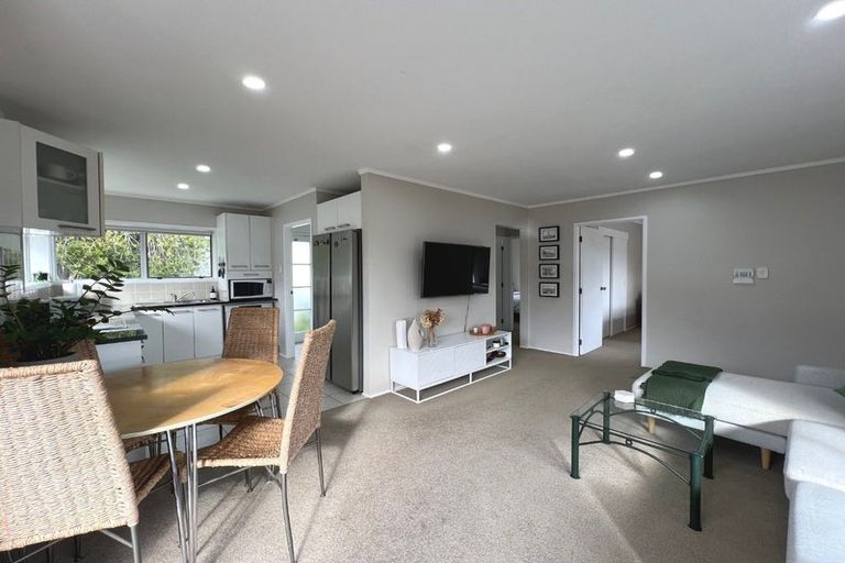 Photo of property in 1/18 Simon Ellice Drive, Bayview, Auckland, 0629