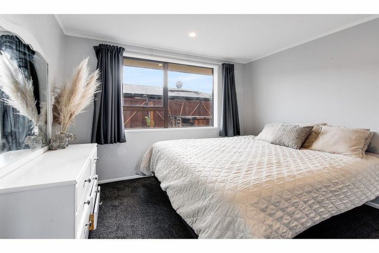 Photo of property in 72b Charles Street, Rangiora, 7400