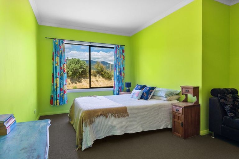 Photo of property in 1937 Lake Ferry Road, Pirinoa, Featherston, 5772