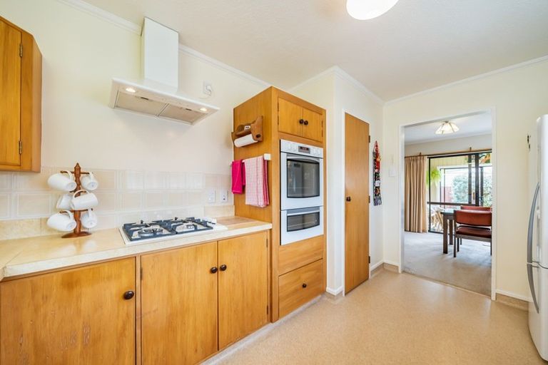 Photo of property in 1a Oak Street, Ebdentown, Upper Hutt, 5018