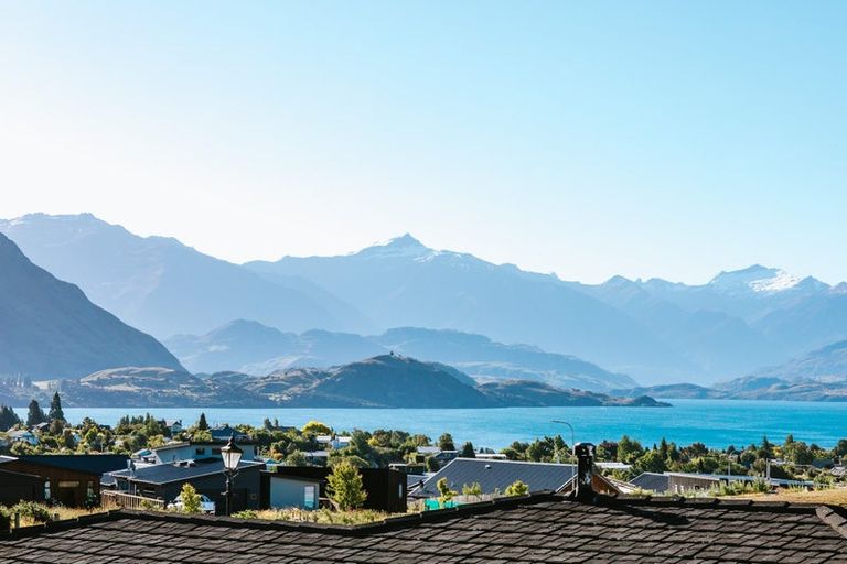 Photo of property in 17a Mataraki Place, Wanaka, 9305