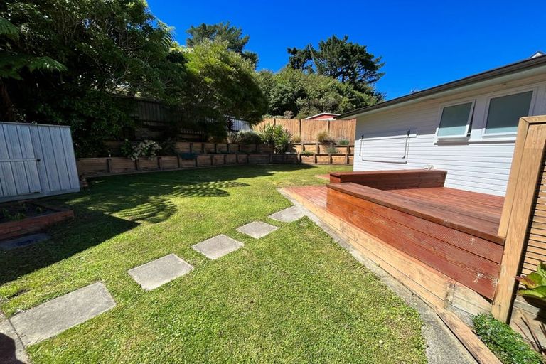 Photo of property in 9 Invercargill Drive, Kelson, Lower Hutt, 5010