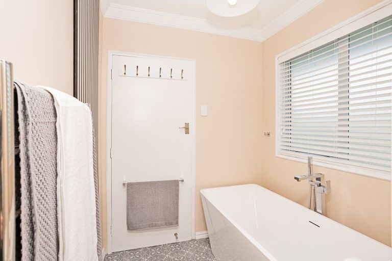 Photo of property in 297 Chelmsford Street, Waverley, Invercargill, 9810