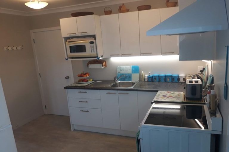 Photo of property in 5b Titoki Road, Raumati Beach, Paraparaumu, 5032