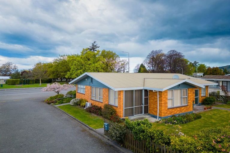Photo of property in 142 Queen Street, Waimate, 7924