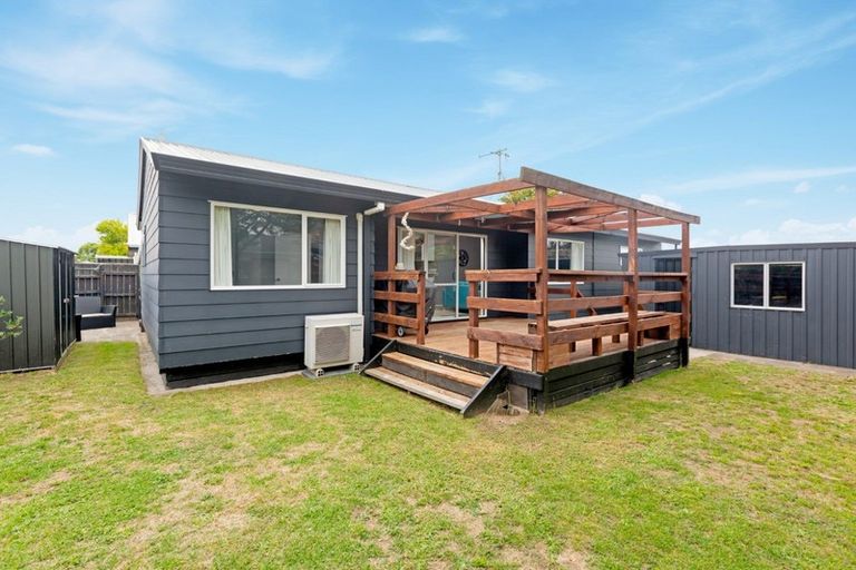 Photo of property in 247 Gravatt Road, Papamoa Beach, Papamoa, 3118