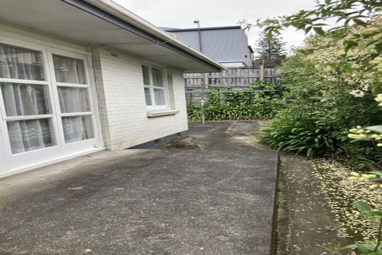 Photo of property in 37 Pembroke Street, Hamilton Lake, Hamilton, 3204