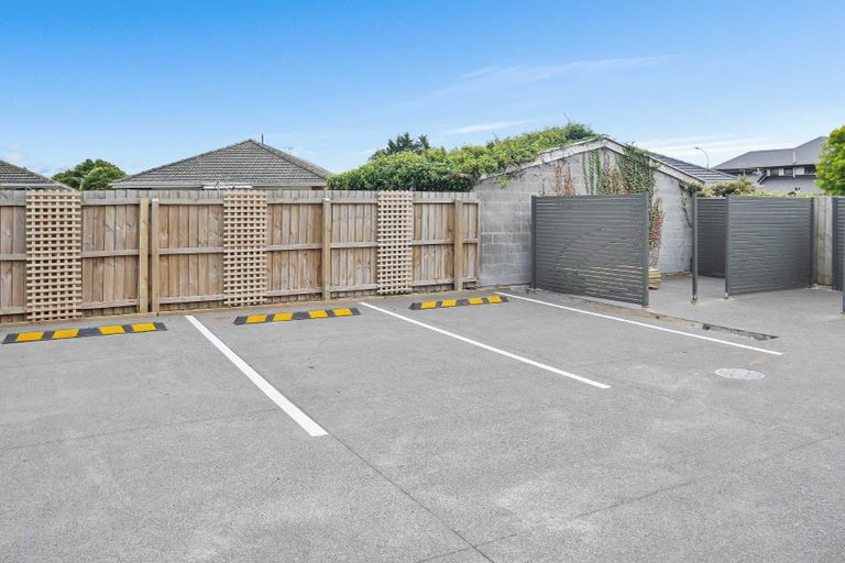 Photo of property in 3/23 Hills Road, Edgeware, Christchurch, 8013