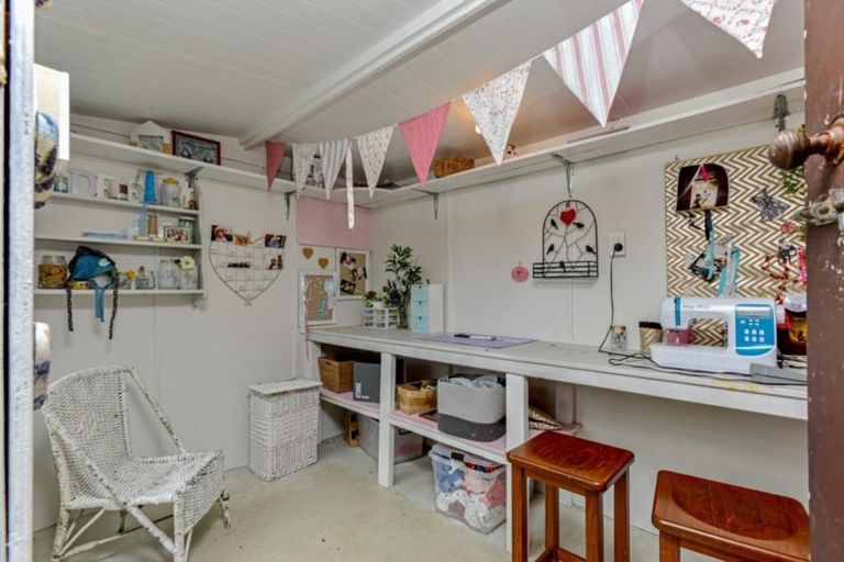 Photo of property in 35 Park View Avenue, Feilding, 4702