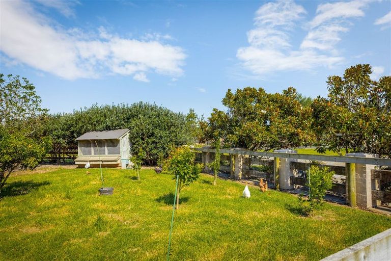 Photo of property in 135c Hutchinson Road, Helensville, 0875