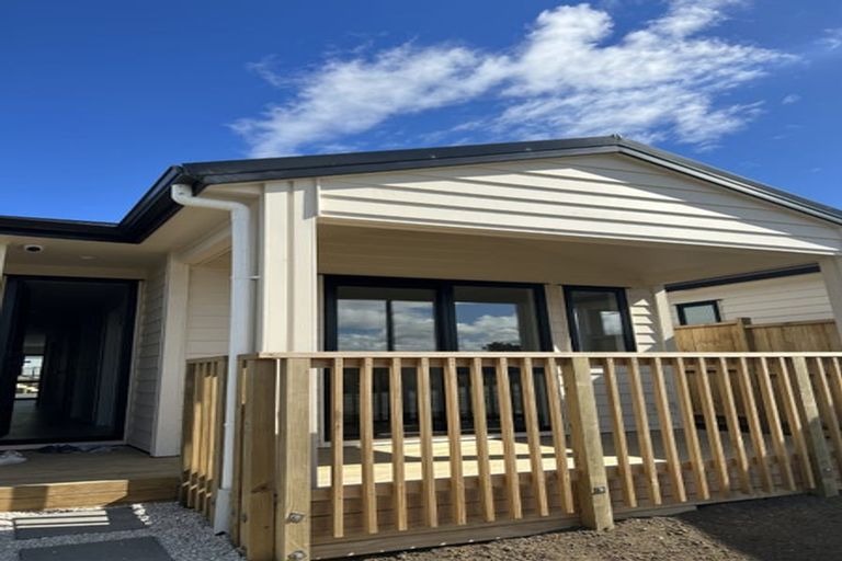 Photo of property in 25a Tributary Parade, Karaka, Papakura, 2113
