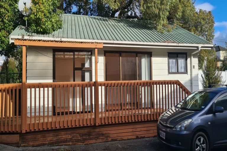 Photo of property in 40a Redoubt Road, Goodwood Heights, Auckland, 2105