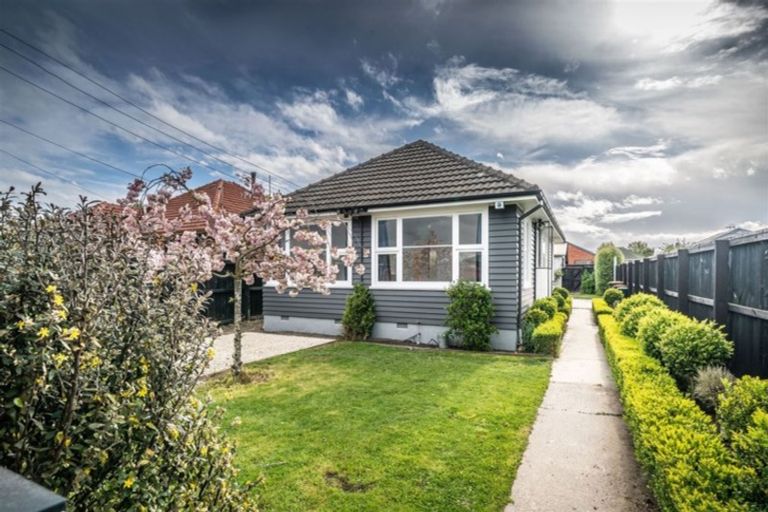 Photo of property in 1/14 Jocelyn Street, Casebrook, Christchurch, 8051