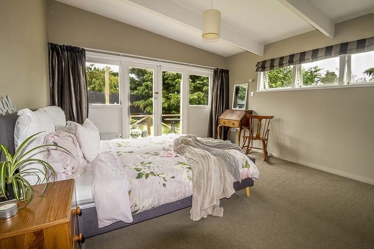Photo of property in 12 Kent Crescent, Awapuni, Palmerston North, 4412