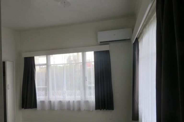 Photo of property in 241 Cambridge Road, Hillcrest, Hamilton, 3216