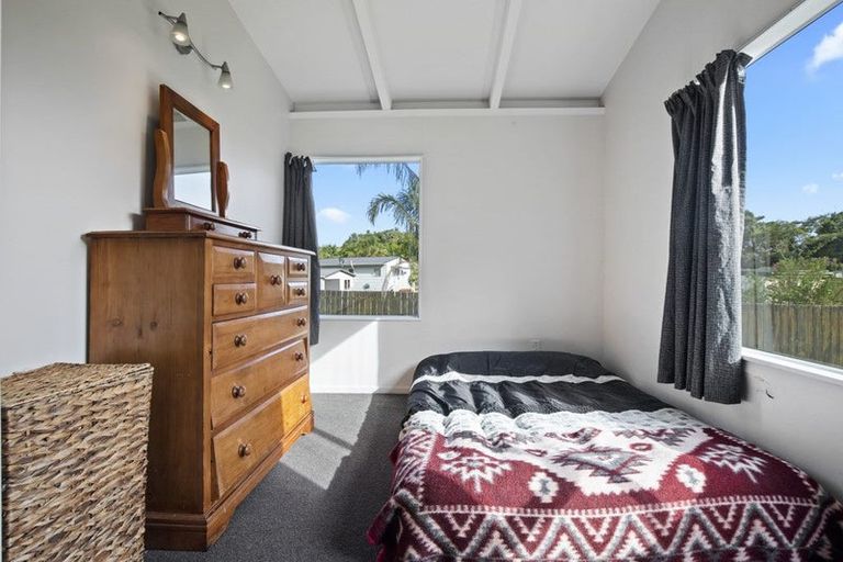 Photo of property in 13 Stack Road, Port Waikato, Tuakau, 2695