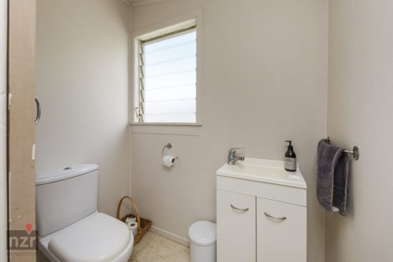 Photo of property in 1a Wellington Street, Feilding, 4702