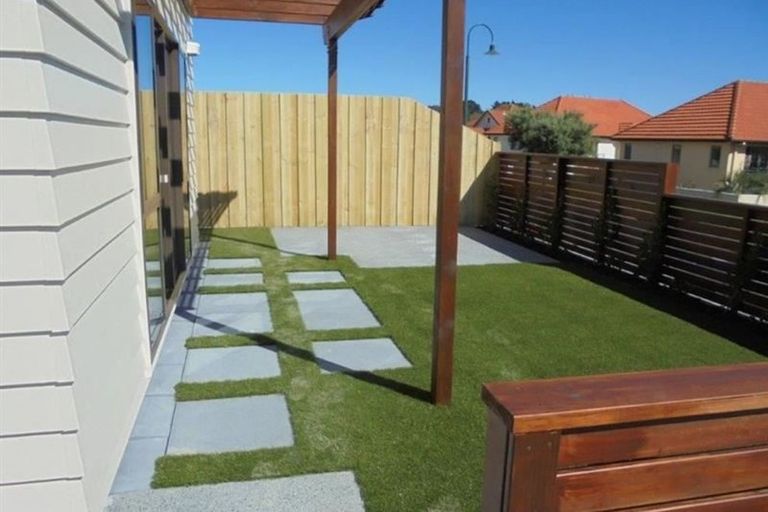 Photo of property in 3 Parkwood Crescent, Gulf Harbour, Whangaparaoa, 0930