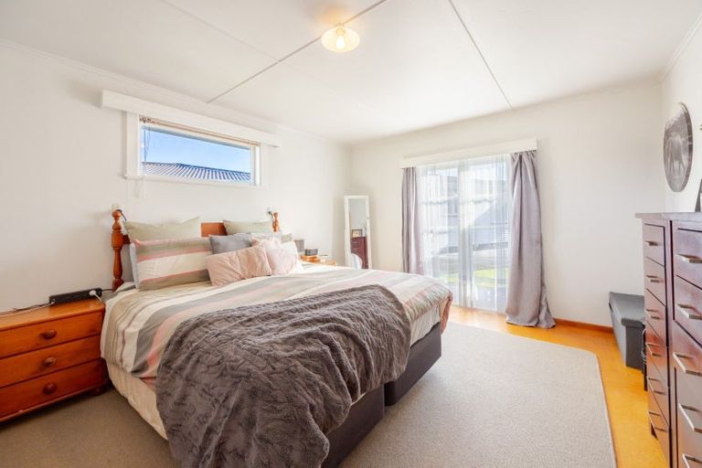 Photo of property in 8 Jull Crescent, Waipukurau, 4200