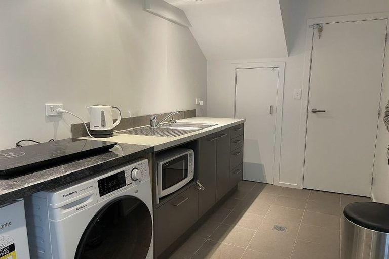 Photo of property in 3/464 Adelaide Road, Berhampore, Wellington, 6023